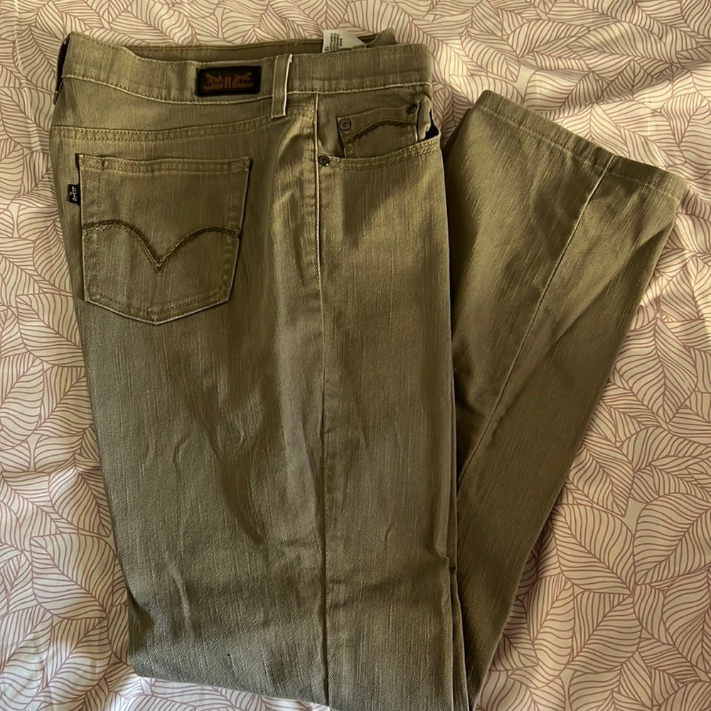 Levi’s size 12